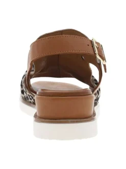 Sandales en cuir camel avec un imprimé léopard et à talon compensé bas
