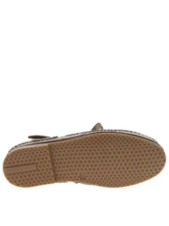 Sandales en cuir champagne satinées et perforées à talon décroché bas