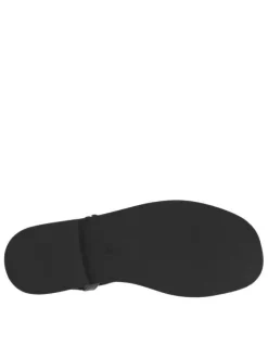Sandales en cuir noires avec des clous dorés et à talon décroché bas