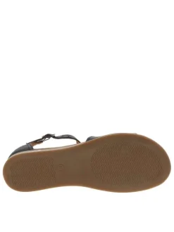 Sandales en cuir noires satinées fermées au talon et à boucle à ardillon