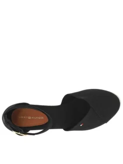 Sandales noires avec le logo brodé en petit à talon compensé et à bout fermé