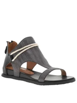 Sandales noires fermées par un zip au talon et à semelle compensée