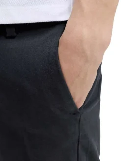 Short chino en coton marine uni pourvu de passants pour la ceinture