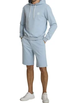 Short bleu à coupe droite pourvu d'une taille élastiquée avec cordon de serrage