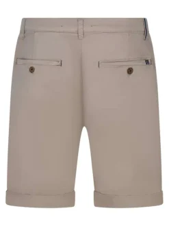 Short chino beige uni avec une coupe droite et le logo de la marque brodé