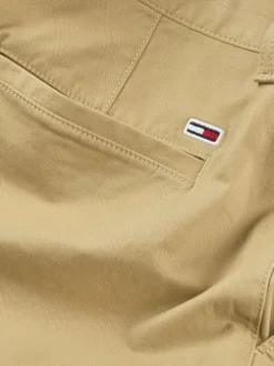 Short Chino beige uni en coton avec une coupe droite et des passants pour ceinture