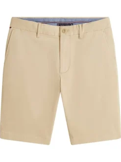 Short chino Denton en coton beige à coupe droite pourvu de multiples poches