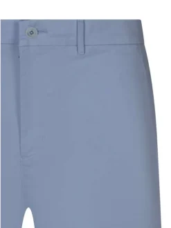 Short chino Denton en coton ciel uni pourvu d'une coupe droite