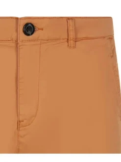 Short chino en coton avec une coupe droite et une taille intermédiaire