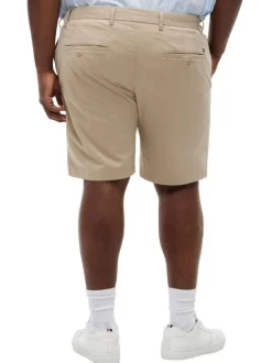 Short chino en coton beige uni pourvu de passants pour la ceinture