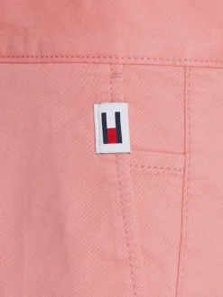 Short chino en coton biologique rose uni avec une coupe droite