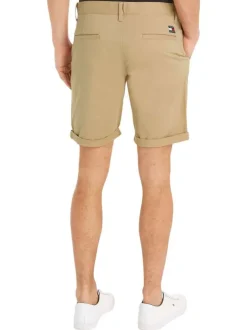 Short chino en coton biologique sable uni avec une coupe droite