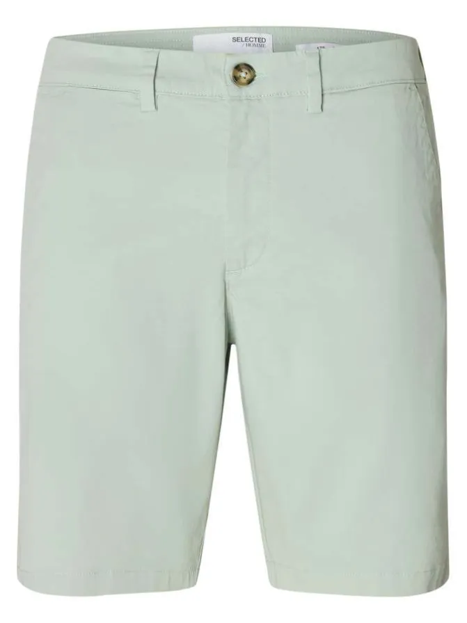 Short Chino en coton biologique vert d'eau uni avec une coupe droite
