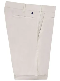 Short chino en coton écru uni avec une coupe droite et un logo brodé
