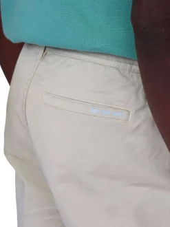 Short chino en coton gris clair uni avec une poche passepoilée à l’arrière