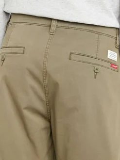 Short Chino en coton kaki uni coupe regular fit à poches passepoilées