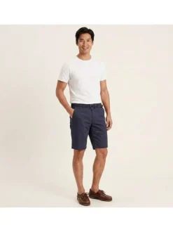 Short Chino en coton marine avec une coupe ajustée et une ceinture