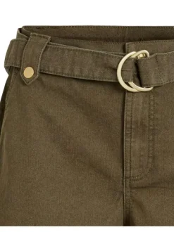 Short chino en coton mélangé kaki uni avec une coupe regular fit