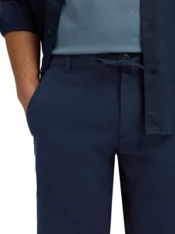 Short Chino en lin et coton marine uni avec une coupe droite