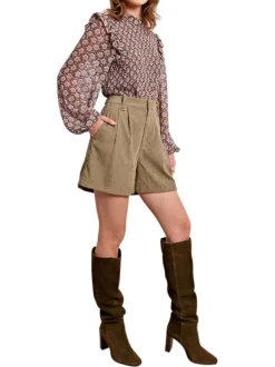 Short chino kaki en velours avec une coupe large et une taille élastiquée