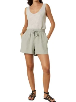 Short chino kaki uni pourvu d'une coupe droite et d'un cordon de serrage
