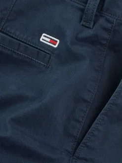 Short chino marine uni en coton avec une coupe droite et des passants pour ceinture