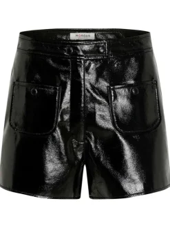 Short chino noir en simili cuir avec une coupe droite et une taille haute