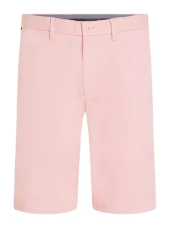 Short chino rose uni en coton avec une coupe droite et plusieurs poches
