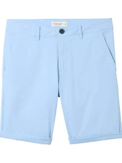 Short en coton ciel uni avec une coupe chino et des poches avants et arrières