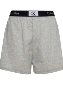 Short en coton gris uni avec une coupe droite et fente aux cuisses