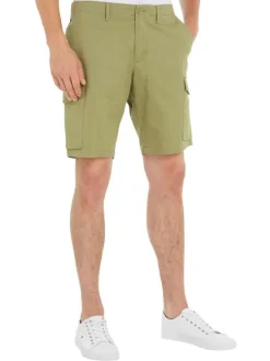 Short en coton kaki uni avec une coupe cargo et poches latérales