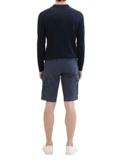 Short en coton marine uni avec une coupe cargo et des poches latérales