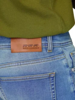 Short en coton mélangé bleu à coupe droite pourvu de poches plaquées