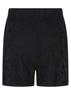 Short en coton noir à broderie anglaise avec une coupe droite