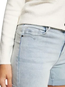 Short 5 Poches bleu jean clair uni à revers avec poches avant et arrière