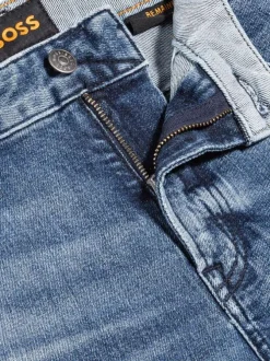 Short 5 poches en coton bleu délavé avec une coupe regular fit
