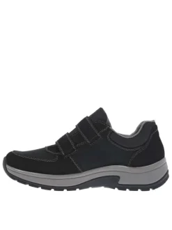 Sneakers en cuir bleu marine à talon plat pourvues de bandes auto-agrippantes