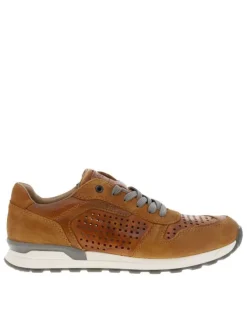 Sneakers en cuir brun à talon plat et à lacets plats et trous d'aération carrés