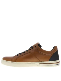 Sneakers en cuir camels avec des détails noirs et un zip à semelle plate