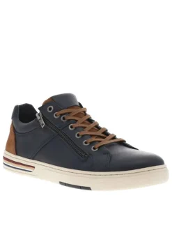 Sneakers en cuir marine avec des détails marrons et un zip à semelle plate