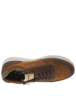 Sneakers en cuir marron à talon plat avec des lacets et un zip latéral