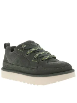 Sneakers kakis en daim larges à semelle plate et à lacets plats