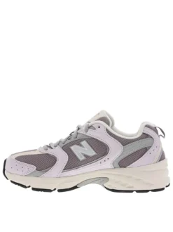 Sneakers multisport pourpre à talon plat et à lacets avec patch N