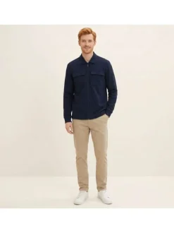 Surchemise en coton marine uni avec une coupe droite et un col à revers