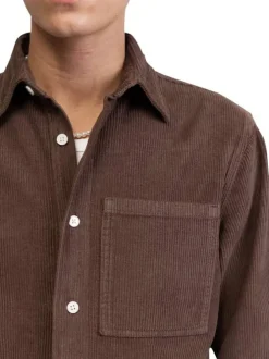 Surchemise en coton marron pourvue d'un col à revers et de manches longues