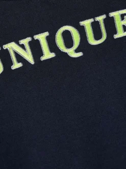 Sweat marine à capuche avec coupe droite et inscription brodé sur la poitrine