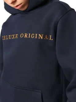 Sweat marine uni avec un col à capuche et une poche traversante