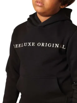 Sweat noir uni avec un col à capuche et une poche traversante