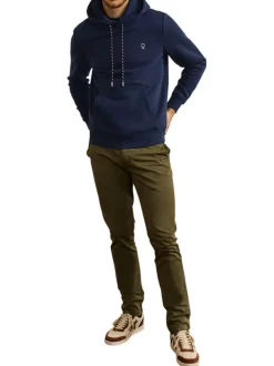 Sweat bleu marine uni avec une coupe droite et un col à capuche