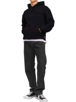 Sweat à capuche noir uni avec une coupe droite et une poche kangourou